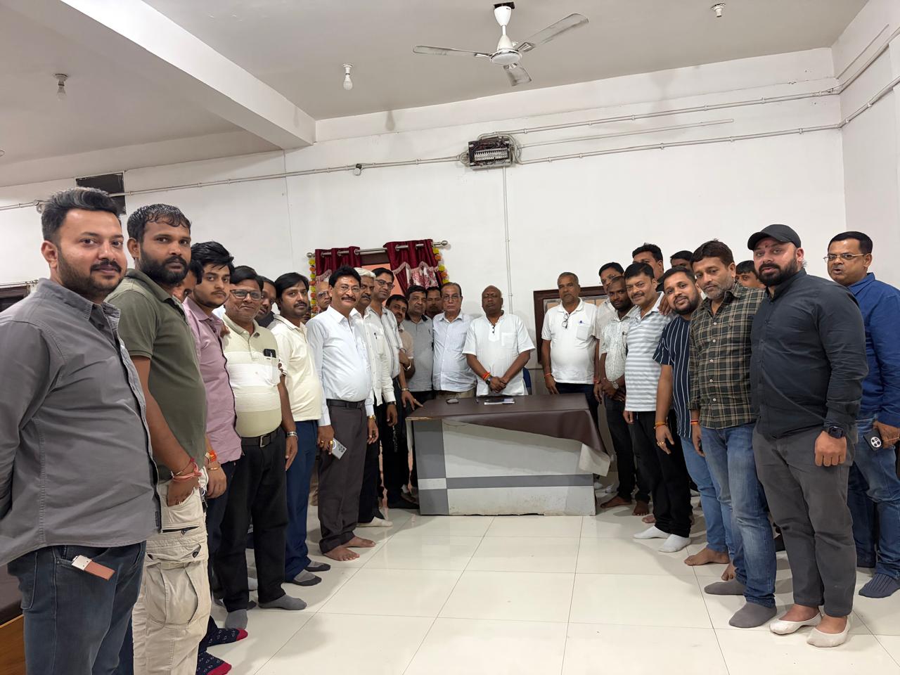 खनिज नियमों में रोज संशोधन से परेशान क्रशर संचालक